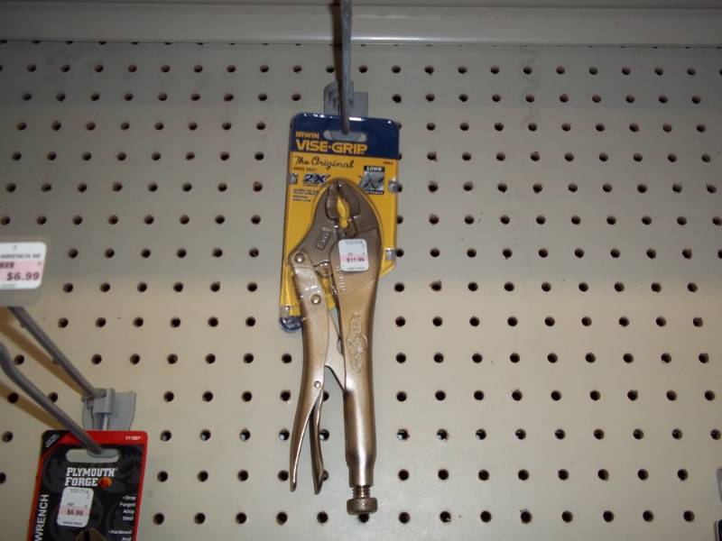 lot 932 image: Vise Grips