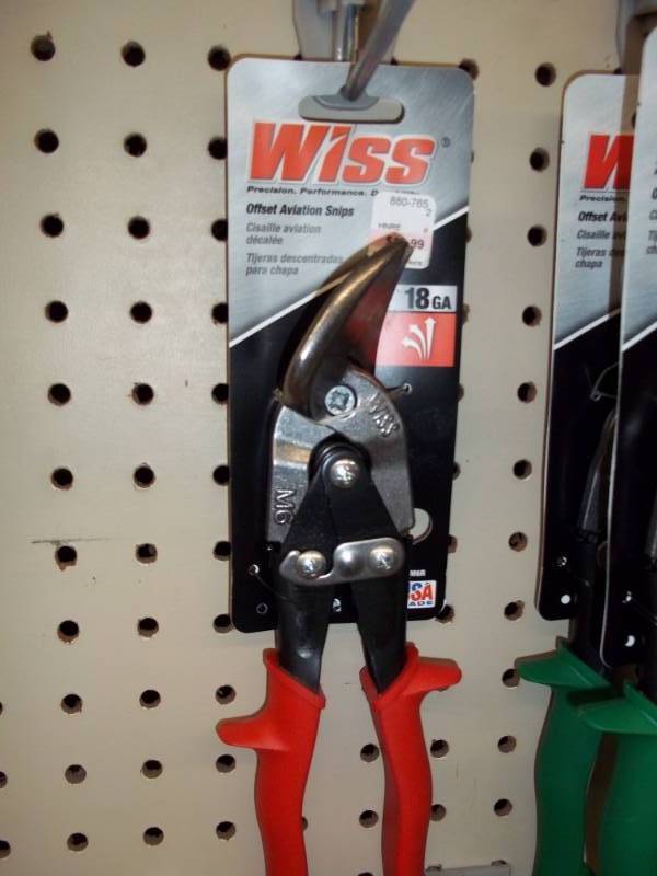 lot 935 image: Offset Aviation Snips