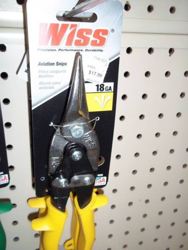 lot 947 image: Utility Snips