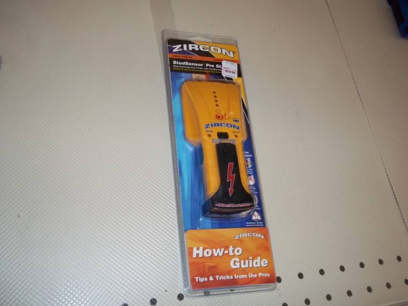 lot 955 image: Stud Sensor