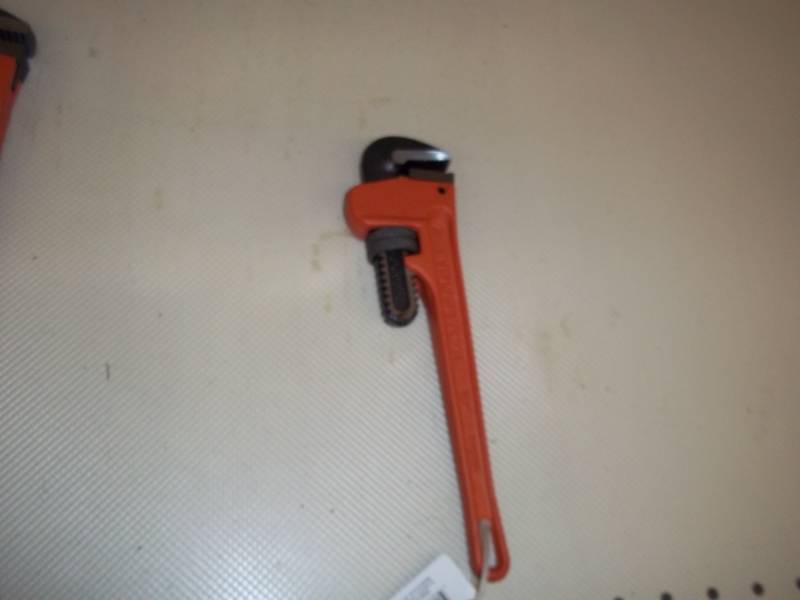 lot 958 image: Pipe Wrench 10 in