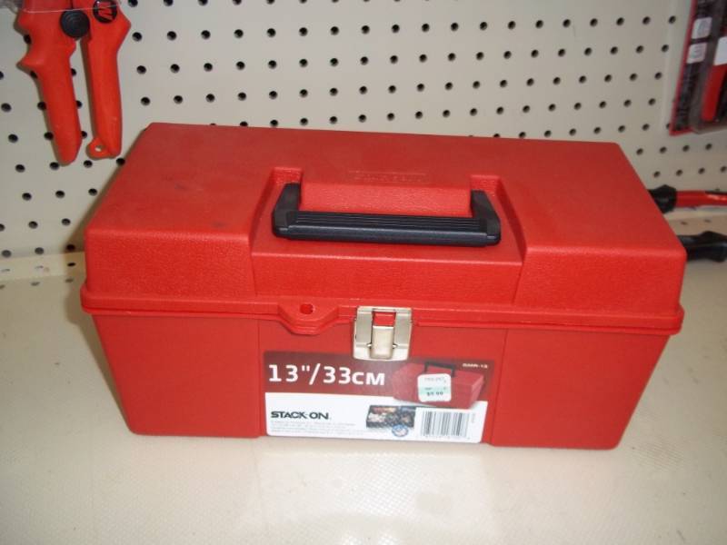 lot 962 image: Tool Box 13 in