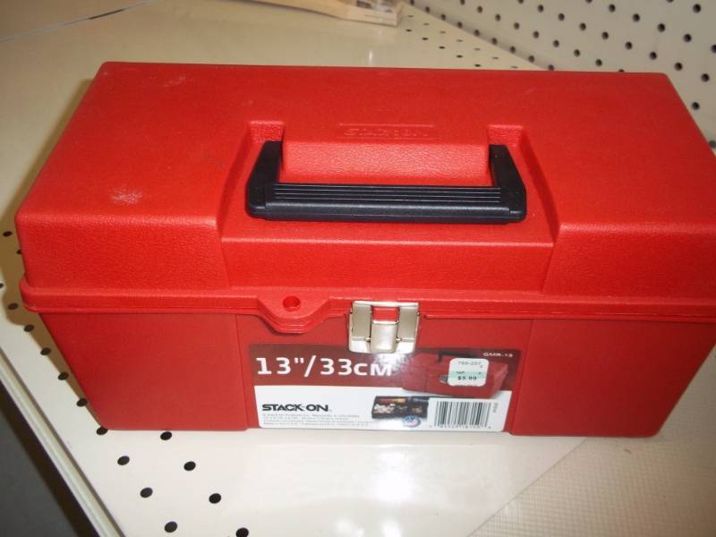 lot 964 image: Tool Box 13 in