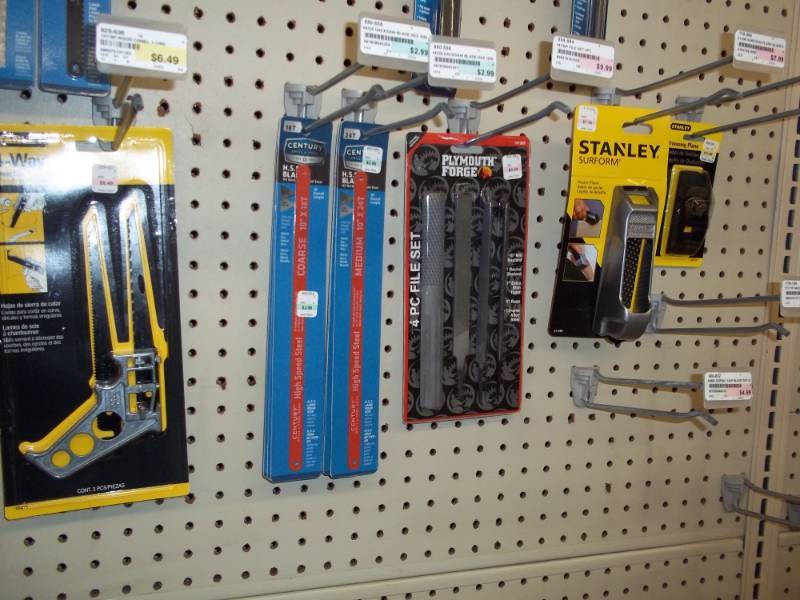 lot 974 image: Lot of Key Hole Saw, Hack Saw Blades, etc