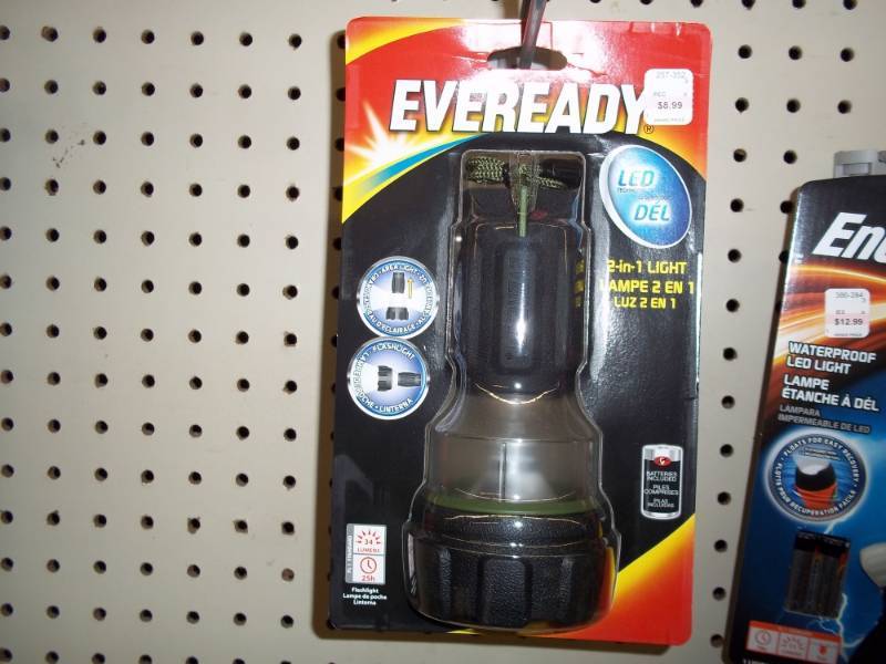 lot 979 image: Lantern Flashlight