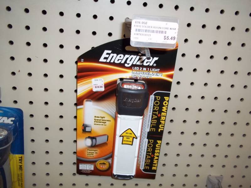 lot 983 image: Orange 2 in 1 Flashlight Lantern