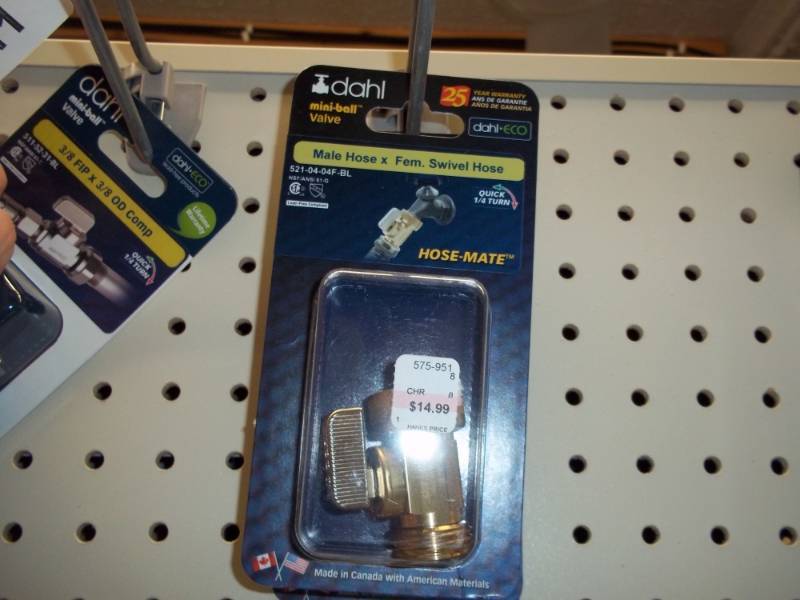 lot 1011 image: Lot of 2 Mini Ball Valves