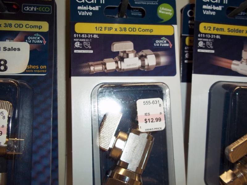 lot 1019 image: Lot of 2 Mini Ball Valves