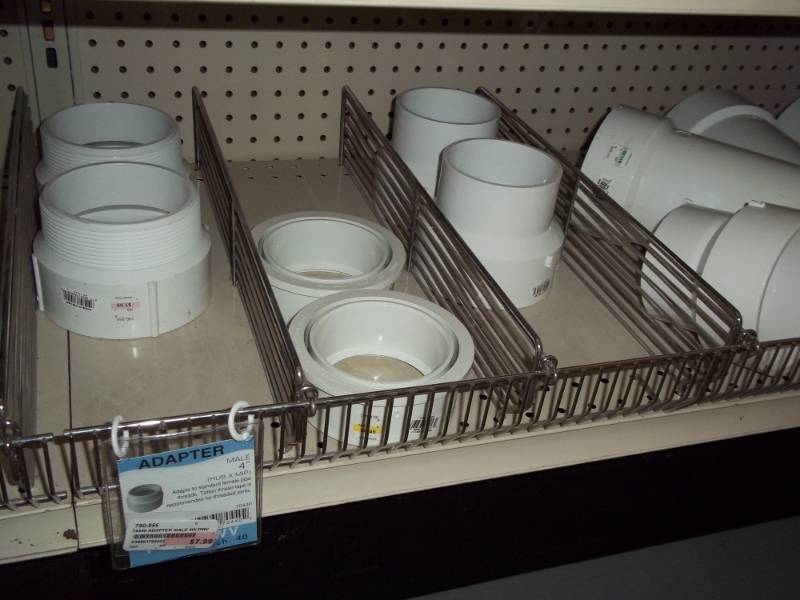 lot 1043 image: 4 ft Shelf Lot of Pvc Fittings