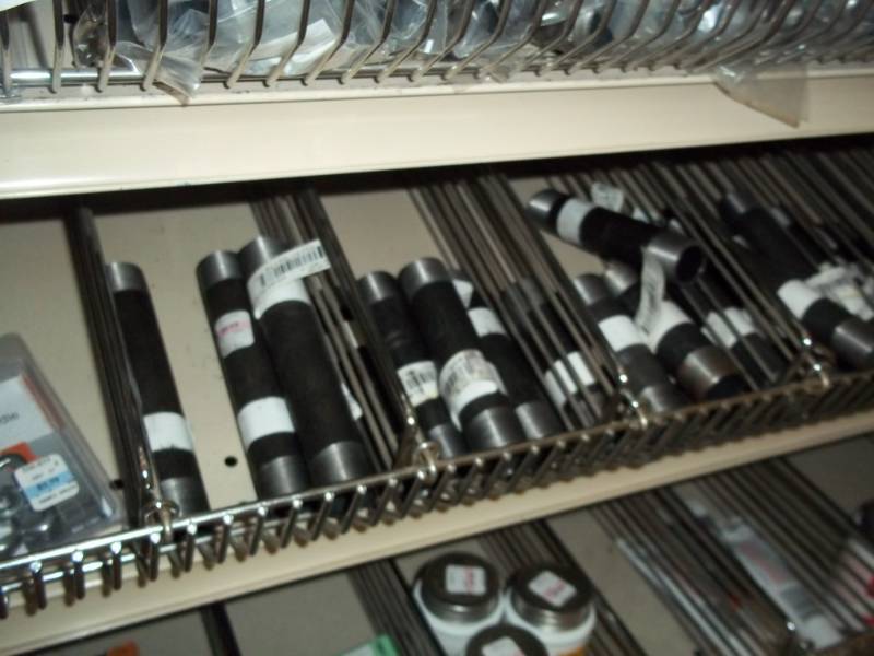 lot 1064 image: 4 ft Lot of Galvanized Fittings