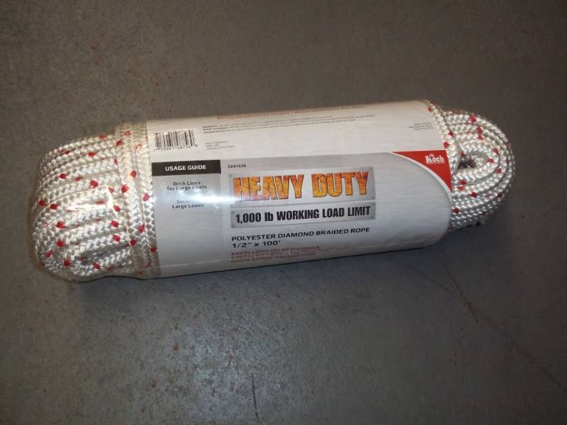 lot 1074 image: Polyester Rope 12 in x 100 ft