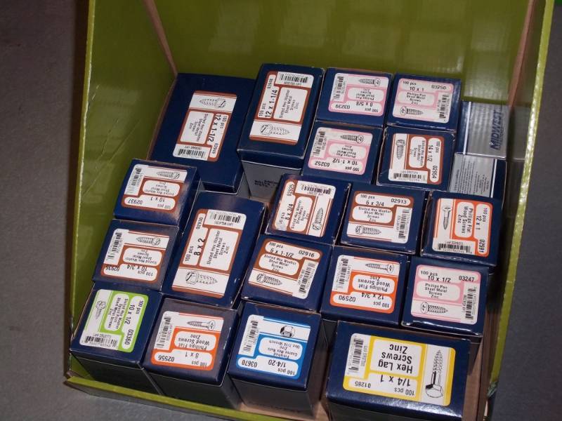 lot 1125 image: Lot of 21 boxes hardware mostly screws