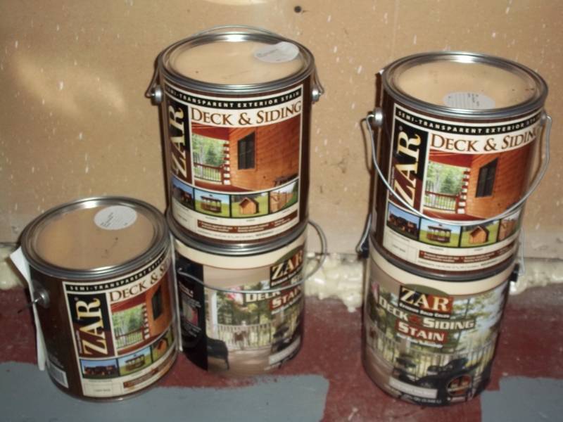 lot 1138 image: Lot of 5 Gallons Deck & Siding Stain