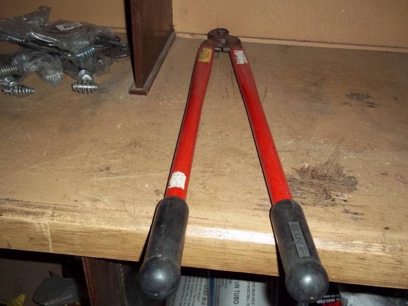 lot 1157 image: Used Cable Cutters Ex large