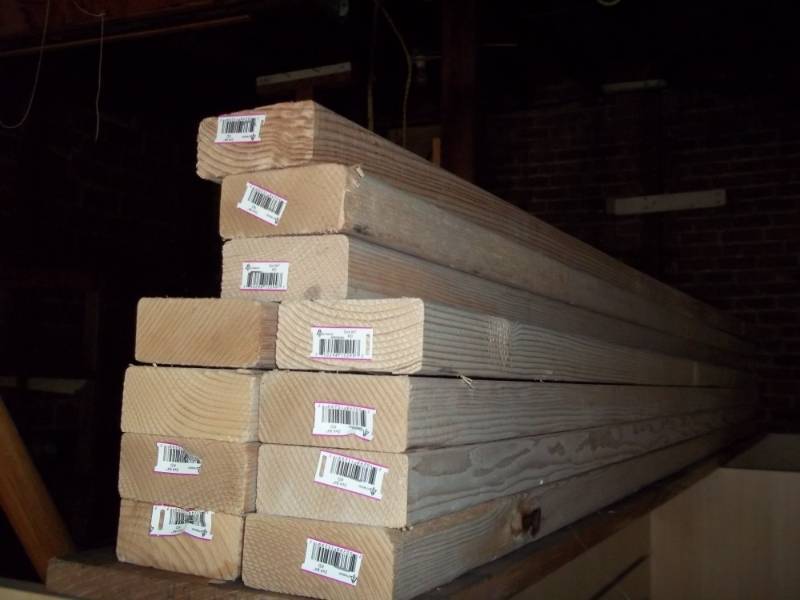 lot 1173 image: 11 - 2 x 4 Boards 84 in long