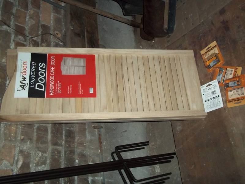 lot 1198 image: Hardwood Caf Door new