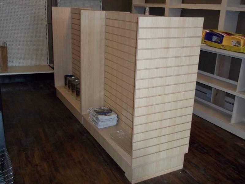 lot 1206 image: Used Double sided Retail display unit