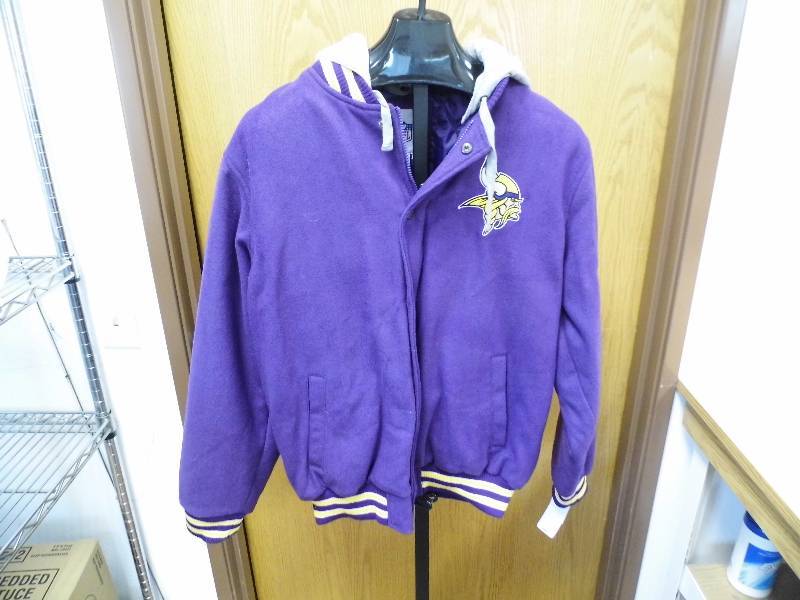 New Vikings Jacket w Hoodie