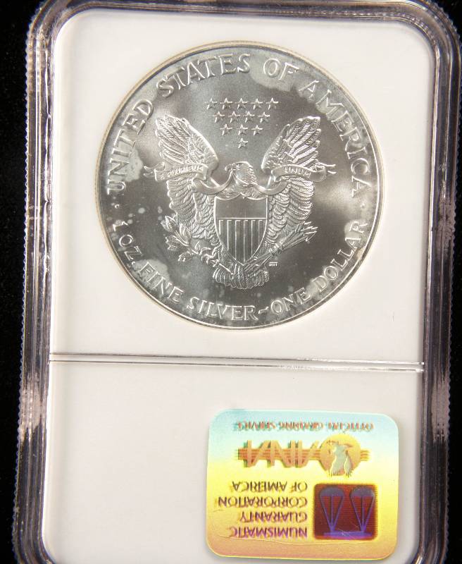 2001 US SILVER EAGLE 1 TROY Oz. .999 FINE SILVER MS69 NGC
