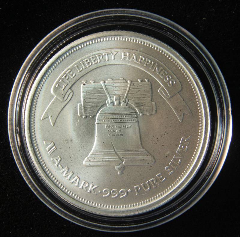 1 TROY Oz. .999 FINE SILVER LIBERTY ROUND IN AIRTITE CASE