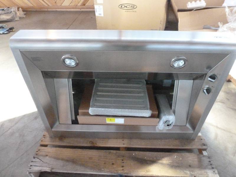 lot 1 image: New DCS VS36 36 ProVent Stainless Range Hood wBlower motor
