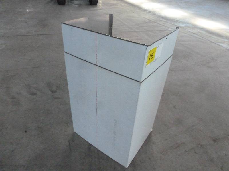 lot 15 image: Stainless Adjustable Range Hood Cover