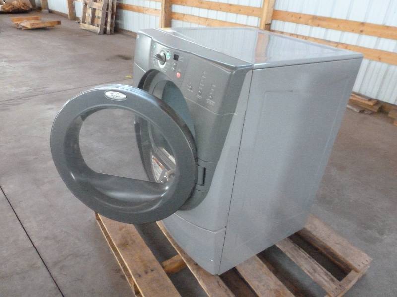 lot 18 image: Used Working Whirlpool Dryer