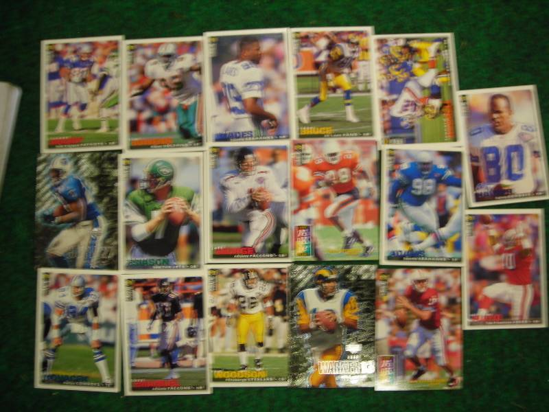17 Assorted Upper Deck Foot Ball Cards