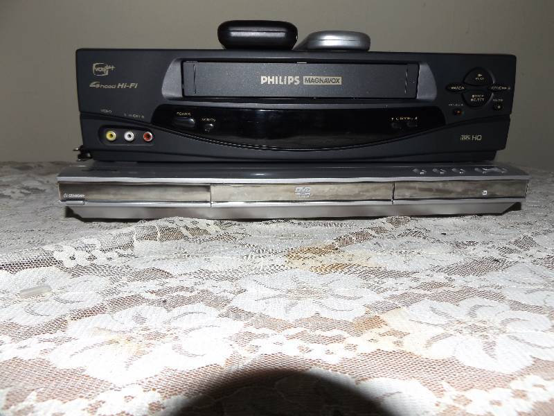 Phillips VCR, DVD