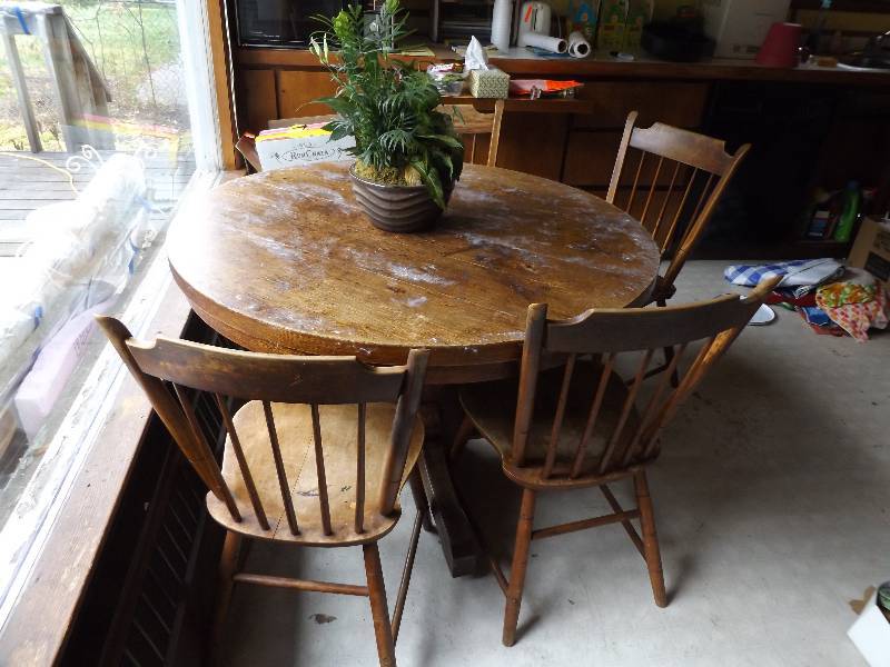 Wood Table with four Chairs