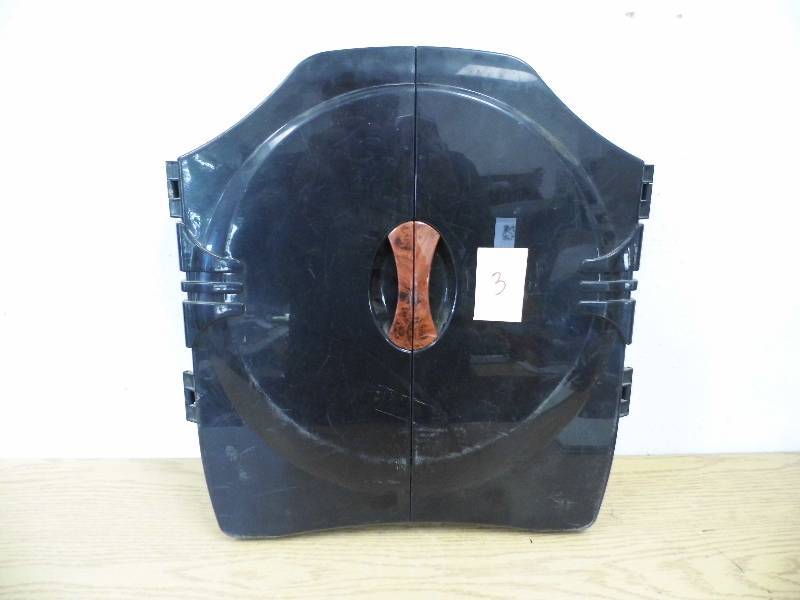 lot 3 image: Dartboard