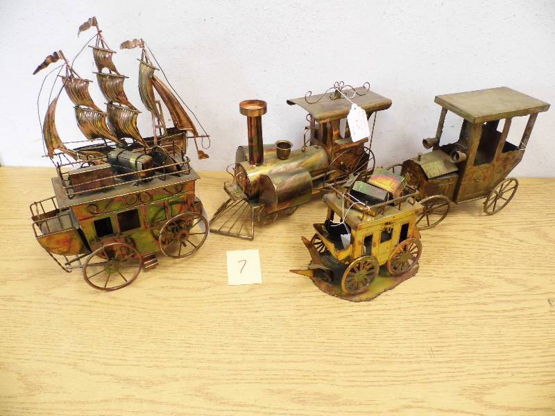 lot 7 image: Musical Items
