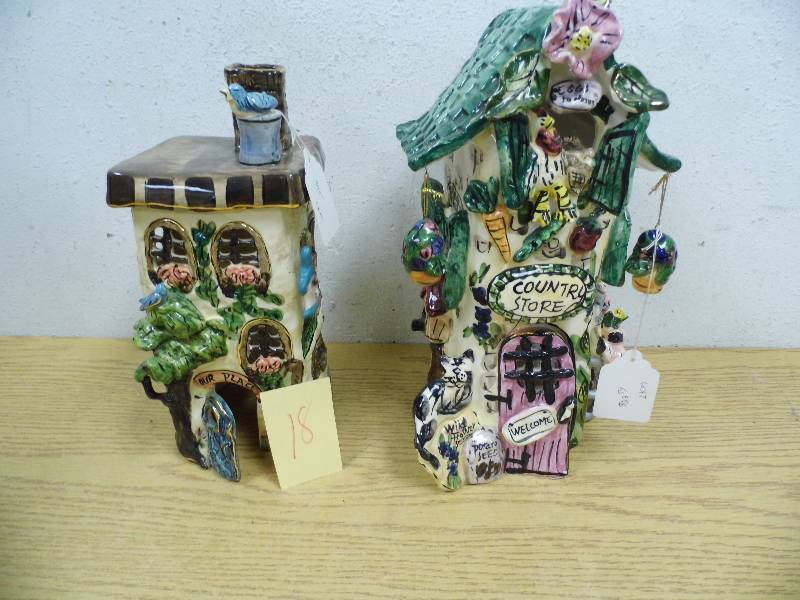 lot 18 image: Ceramic Houses