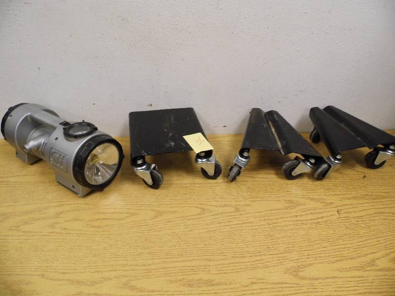lot 35 image: Rollers & Tire Inflator