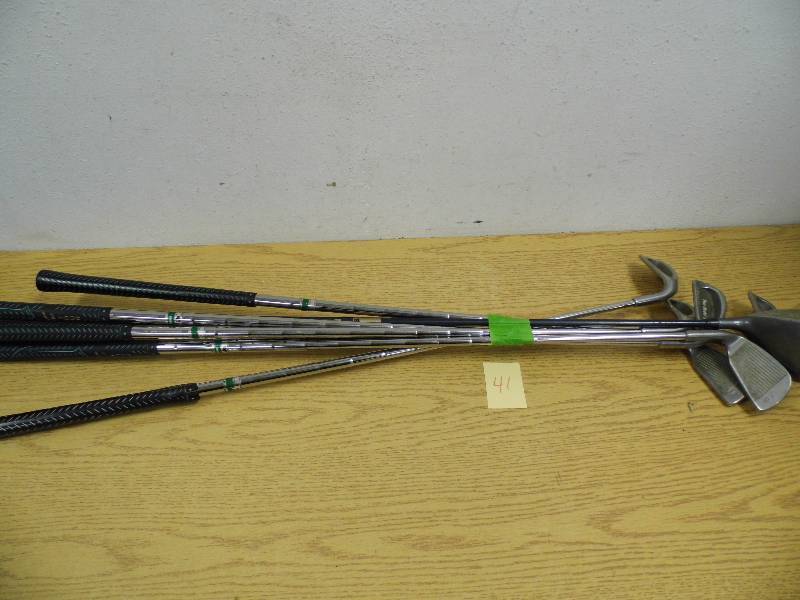 lot 41 image: Golf Clubs