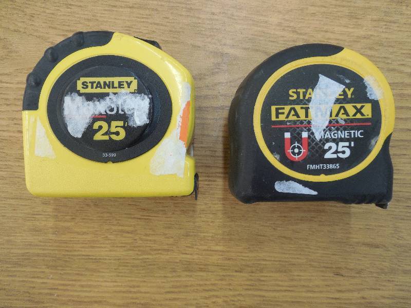 2 Stanley Tape Measures