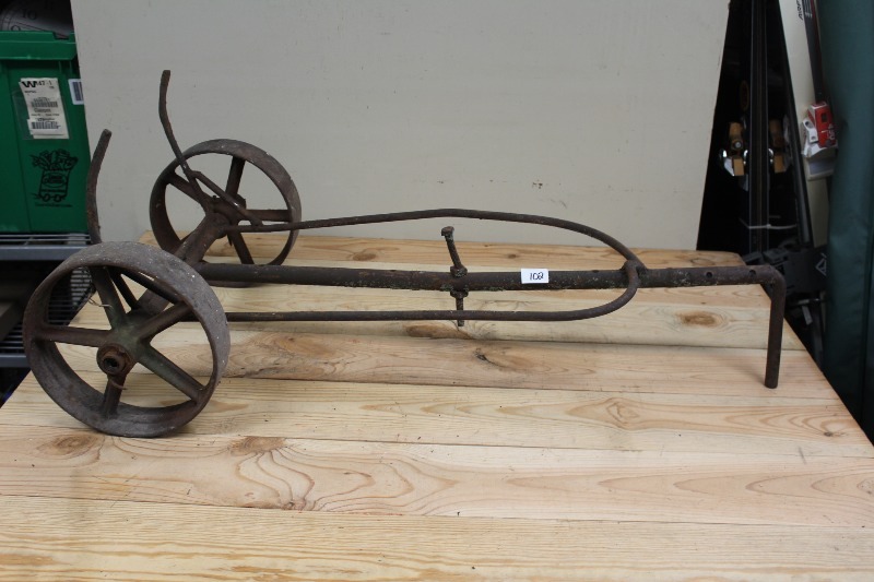 Welding dolly