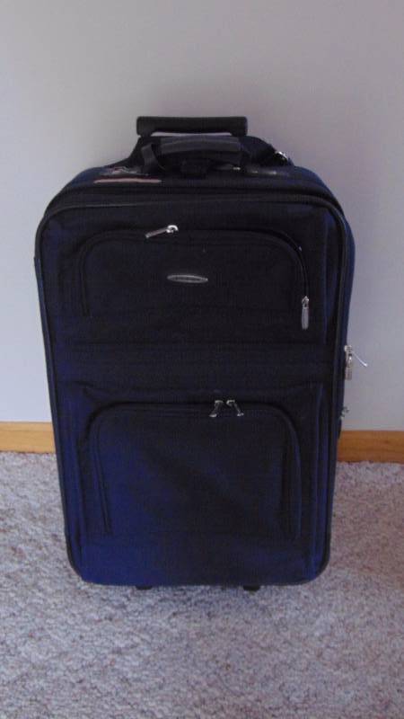 Jaguar Luggage Small Suitcase & Travel Bag | Estate Sale! | K-BID