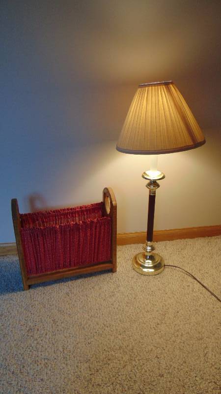 Table Lamp & Magazine Rack