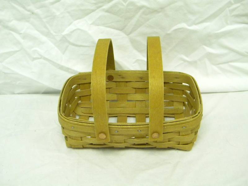 Longaberger 2009 Small Two Handled Basket