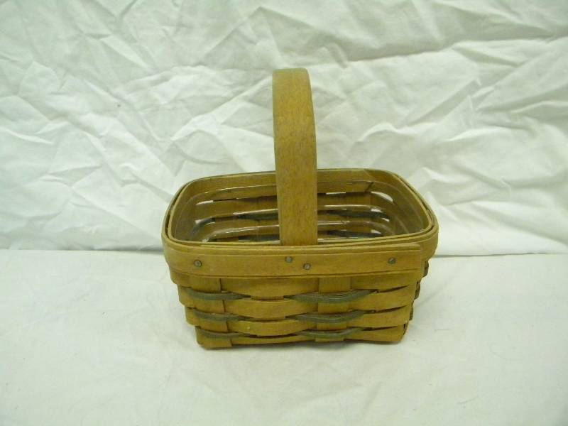 Longaberger 1992 Single Handled Basket