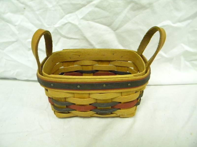 Longaberger 1993 Small Basket with Two Straps