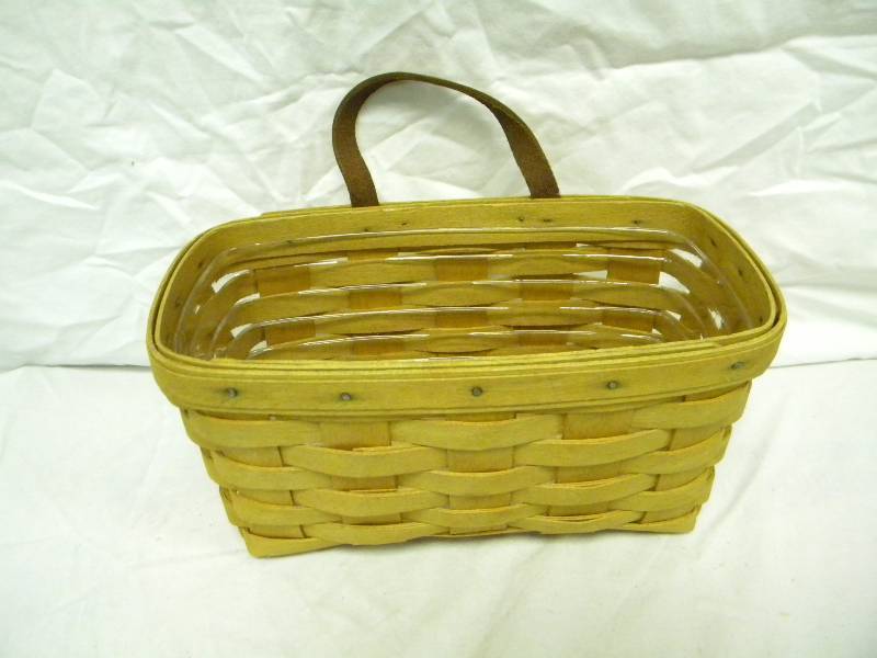 Longaberger 1996 Medium Wall Basket