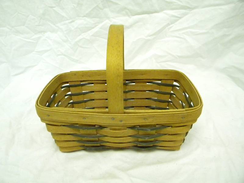 Longaberger 1993 Medium Handle Basket