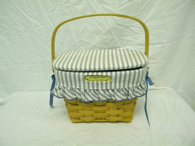 Longaberger 1996 Edition Dresden Tour Basket