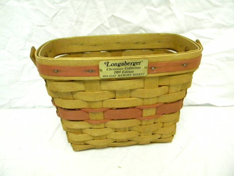 Longaberger 1989 Edition Christmas Collection Holiday Memory Basket
