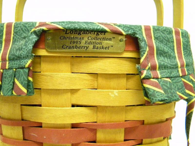 Longaberger 1995 Edition Red Christmas Collection Cranberry Basket