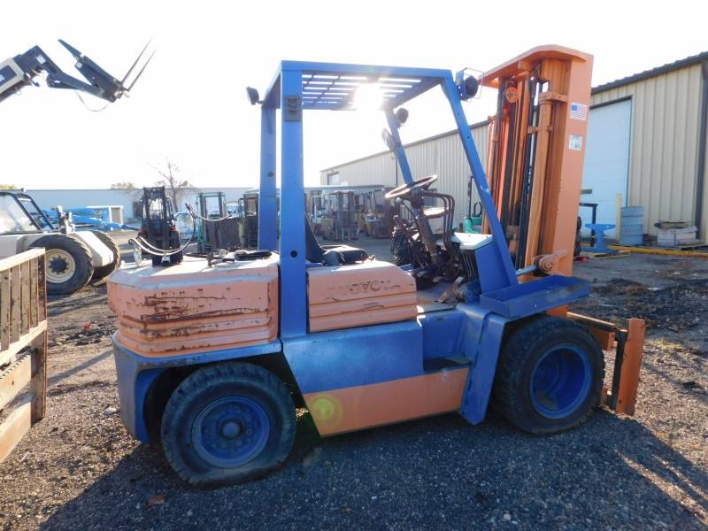 lot 12 image: Toyota 02-FG35 Forklift
