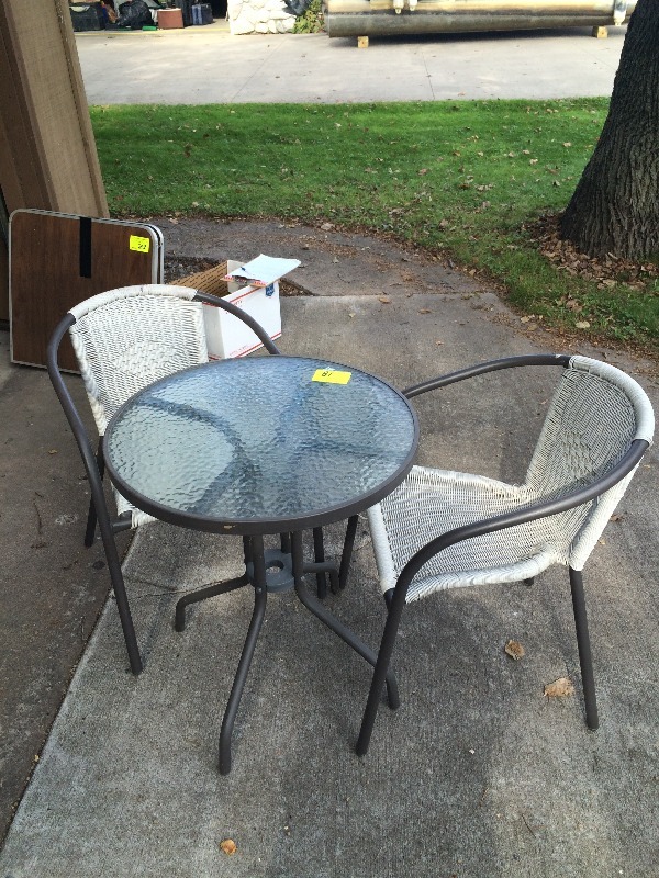 lot 18 image: 24 Round Metal Table and Chairs  Lot of 3