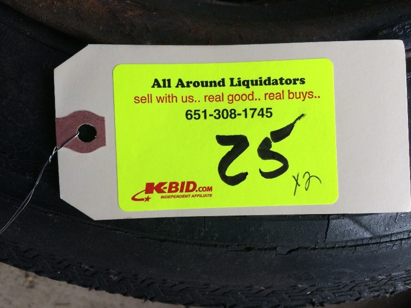 lot 25 image: Dock tires - lot of 2
